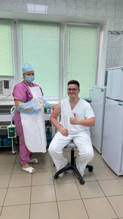 Массовая вакцинация от гриппа и COVID-19 стартовала