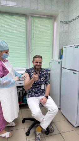 Массовая вакцинация от гриппа и COVID-19 стартовала